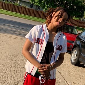 Meet your Posher, Shay